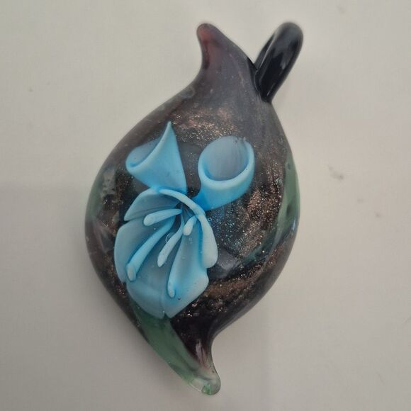 Murano Glass Bird Pendant with Blue Flower - Picture 8 of 16